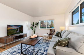 Stylish Getaway with Designer Touches - Free Bikes
